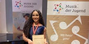 موهبة
      مصرية
      تفوز
      بالمركز
      الثاني
      في
      المسابقة
      الدولية
      للموسيقى
      بفيينا