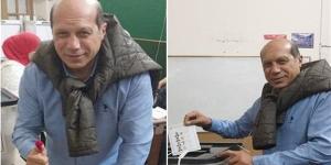 علاء
      نبيل
      يدلي
      بصوته
      في
      انتخابات
      الرئاسة
      بمصر
      الجديدة