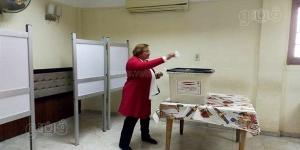 في
      اليوم
      الثاني
      لانتخابات
      الرئاسة،
      عقوبة
      التخلف
      عن
      التصويت
      بالانتخابات
      الرئاسية