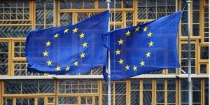 الاتحاد
      الأوروبي
      يوافق
      على
      بدء
      مفاوضات
      انضمام
      أوكرانيا
      ومولدوفا