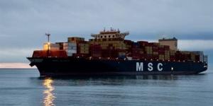 ذي
      إيكونوميست:
      4
      شركات
      أوقفت
      عملياتها
      في
      البحر
      الأحمر
      تمثّل
      53%
      من
      تجارة
      الحاويات
      العالمية