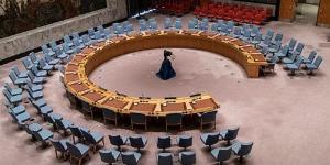 مجلس
      الأمن
      يقف
      دقيقة
      حدادا
      خلال
      التصويت
      علي
      قرار
      جديد
      حول
      غزة،
      ما
      القصة
      (فيديو)
