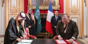 السعودية
      وفرنسا
      توقعان
      خطة
      تنفيذية
      للتعاون
      بمجالات
      القدرات
      والصناعات
      العسكرية