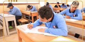 موعد
      امتحانات
      الشهادة
      الإعدادية
      2024
      بالقاهرة