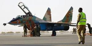 الجيش
      السوداني
      يقصف
      الخرطوم
      بالطيران