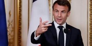 ماكرون
      يكشف
      سر
      عدم
      مشاركة
      فرنسا
      في
      الضربات
      على
      الحوثيين
