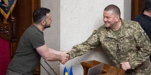 إقالة
      قائد
      القوات
      المسلحة
      الأوكرانية
      بعد
      خلاف
      كبير
      مع
      زيلينسكي