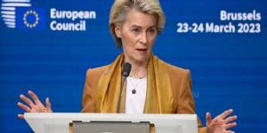 المفوضية
      الأوروبية
      توافق
      على
      خطة
      مساعدات
      بقيمة
      4
      مليارات
      يورو
      لدعم
      ألمانيا
