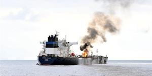 جماعة
      الحوثي
      تعلن استهداف
      سفينة
      نفطية
      بريطانية
      في
      البحر
      الأحمر