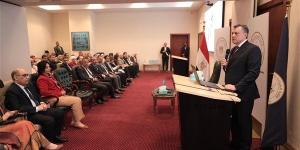 وزير
      السياحة
      والآثار
      يعقد
      الملتقى
      الدوري
      للقيادات
      العليا
      والوسطى