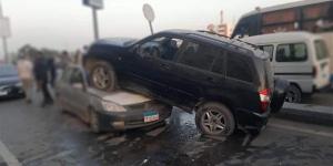 إصابة
      14
      شخصًا
      فى
      حادث
      تصادم
      على
      طريق
      أسيوط
      الغربى