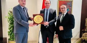 هيئة
      المعارض
      تناقش
      سبل
      التعاون
      بين
      مصر
      وتركيا
      في
      تنظيم
      فاعليات
      مشترك