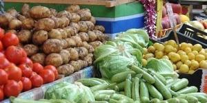 شعبة
      الخضراوات
      والفاكهة
      تكشف
      مصير
      الأسعار
      بعد
      تحرير
      سعر
      الصرف
      (فيديو)