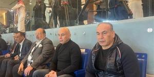 التوأم
      حسام
      وإبراهيم
      حسن
      في
      ملعب
      مباراة
      نهائي
      كأس
      مصر