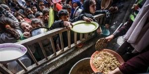 وزير
      الخارجية
      الأمريكي:
      الممر
      البحري
      يساعدنا
      في
      إدخال
      مليون
      وجبة يوميا
      إلى
      غزة