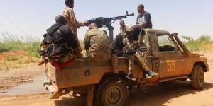 جثث
      الدعم
      السريع
      تملأ
      شوارع
      أم
      درمان..
      والبرهان
      يتعهد
      بمواصلة
      تقدم
      الجيش
      السوداني