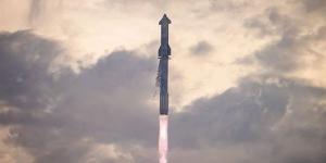 فقدان
      صاروخ
      "ستارشيب"
      الأقوى
      في
      العالم
      خلال
      عودته
      إلى
      الأرض