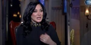 سلاف
      فواخرجي
      تكشف
      قصة
      تعرضها
      لمحاولة
      اغتيال
      وحقيقة
      هجومها
      على
      الفنانات
      المصريات
      (فيديو)