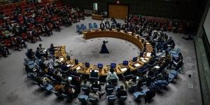 خبير
      قانون
      دولي
      يكشف
      لـ
      فيتو
      ماذا
      بعد
      قرار
      مجلس
      الأمن
      بشأن
      وقف
      إطلاق
      النار
      بغزة