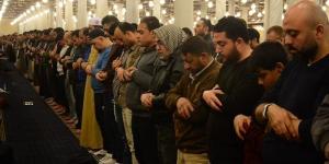أجواء
      إيمانية
      خاصة
      في
      مسجد
      عمرو
      بن
      العاص
      خلال
      صلاتي
      العشاء
      والتراويح
      (صور)