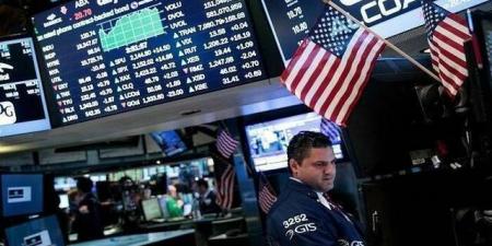 تراجع
      جماعي
      للأسهم
      الأمريكية
      في
      ختام
      معاملات
      "الاثنين
      الصعب"
