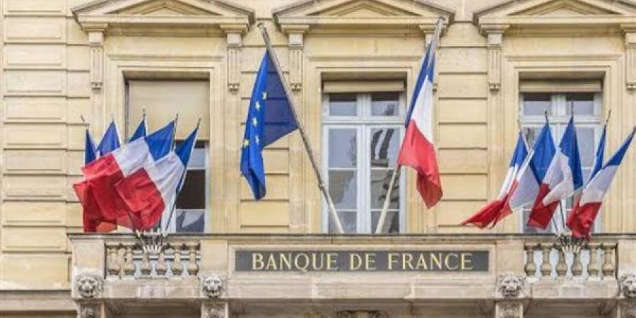 رئيس
      المركزي
      الفرنسي
      يعلق
      على
      القرارات
      الأخيرة
      لأسعار
      الفائدة