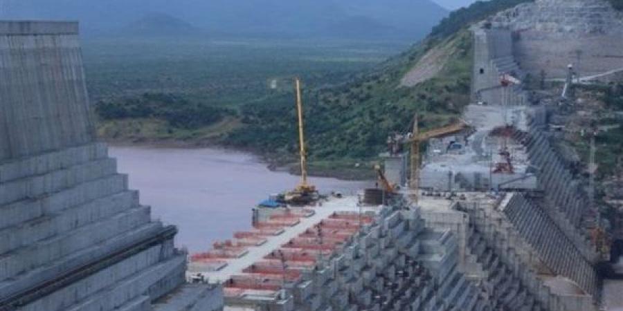 وزير
      الري:
      الوضع
      مطئمن
      في
      السد
      العالي
      والدولة
      يقظة
      لما
      تفعله
      إثيوبيا
      في
      سد
      النهضة