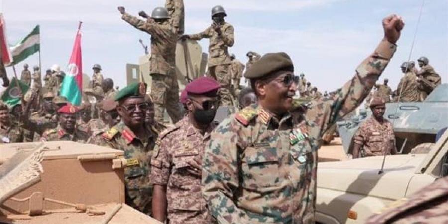 البرهان
      يحذر
      من
      تفشي
      سرطان
      الدعم
      السريع
      بعد
      الحديث
      عن
      خيانة
      فرقة
      تابعة
      للجيش
      السوداني