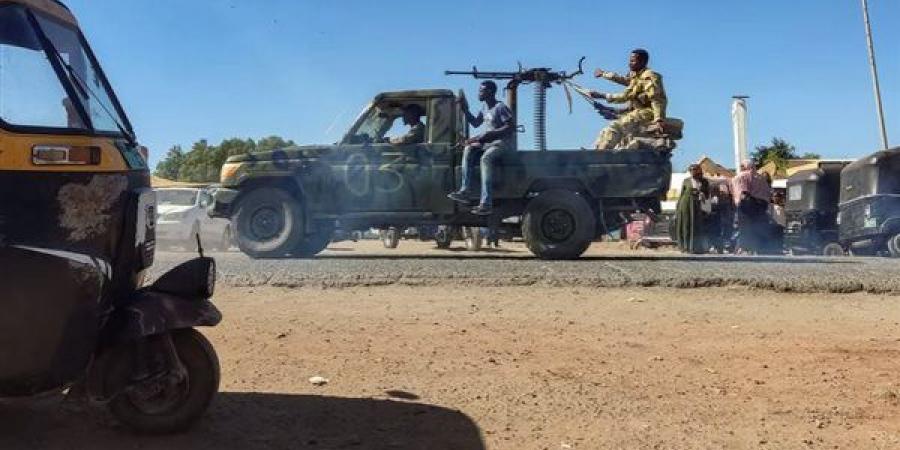 مجلس
      الأمن
      يعرب
      عن
      "قلقه"
      إزاء
      انتشار
      العنف
      في
      السودان