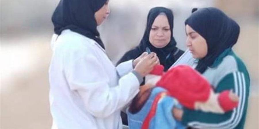 صحة
      الإسماعيلية
      تواصل
      الحملة
      القومية
      للتطعيم
      ضد
      مرض
      شلل
      الأطفال
      (صور)