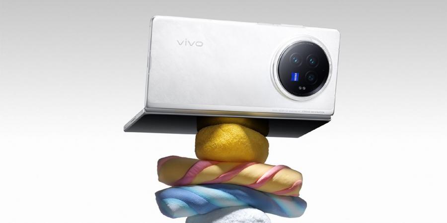 صور
رسمية
تؤكد
تصميم
هاتف
Vivo
X
Fold3
مع
عينات
تكشف
عن
آداء
الكاميرة