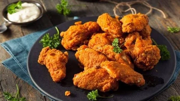 4 طرق مختلفة من كنتاكي لعمل أجنحة الدجاج.. بعمل يجنن واحلى من الجاهز كمان
