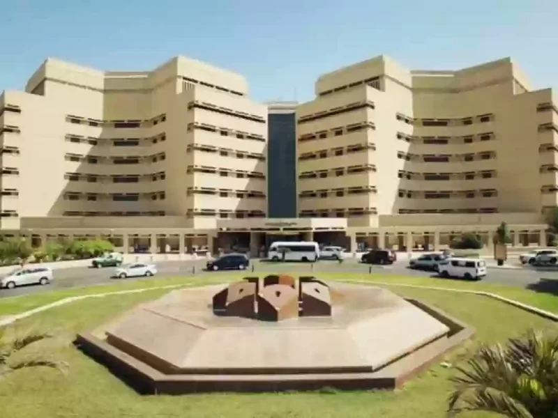 بتحلم تكمل تعليمك في السعودية؟ شروط وتفاصيل التقديم لجامعة الملك عبدالعزيز 2025