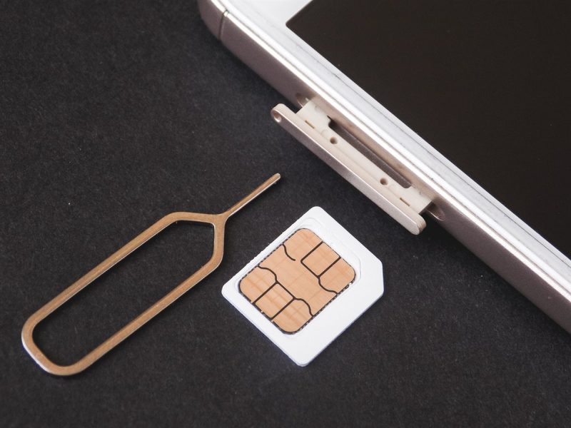 تعرف علي مميزات شريحة eSIM الجديدة وماهو سعرها