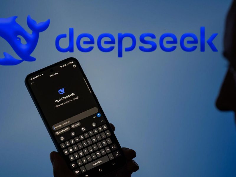 كل ما تريد معرفته عن تطبيق ديب سيك DeepSeek