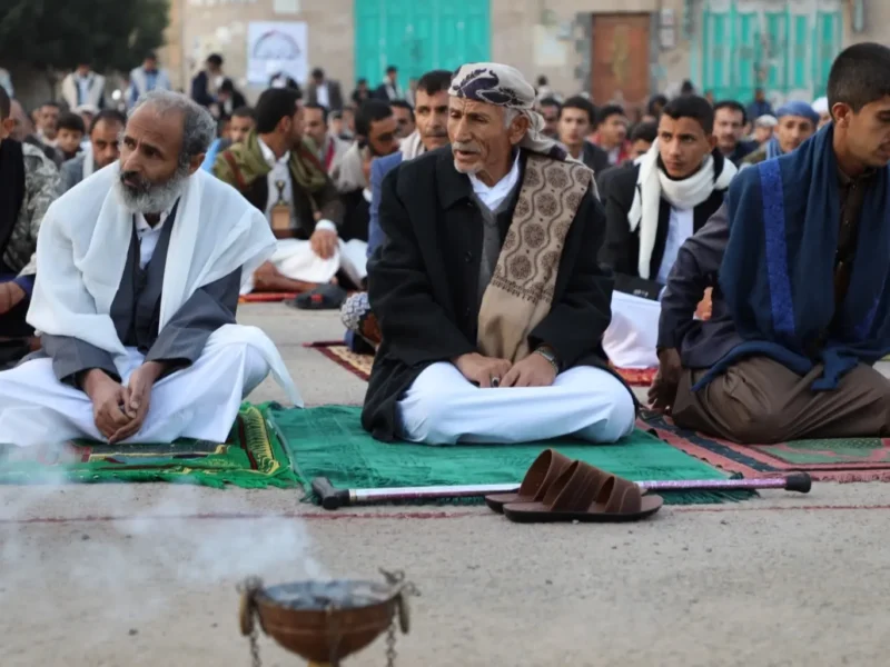 اليمن يستعد لصلاة العيد.. موعد استثنائي