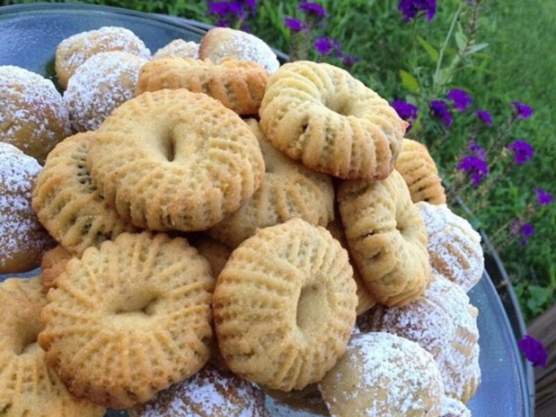 نكهات العيد.. كحك العيد المحشو بالعجوة والملبن والمكسرات تشكيلة متنوعة