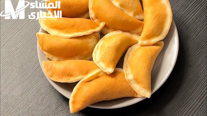 طعم ولا أروع وسهلة جدًا.. القطايف النابلسية بالجبنة بمكونات بسيطة وطريقة مضمونة