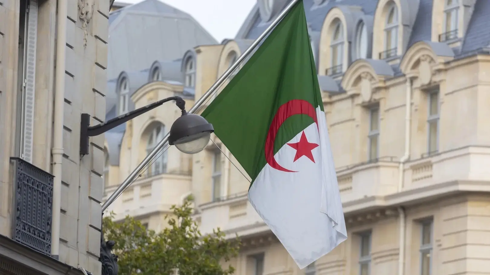 تفاصيل سن التقاعد الجديد