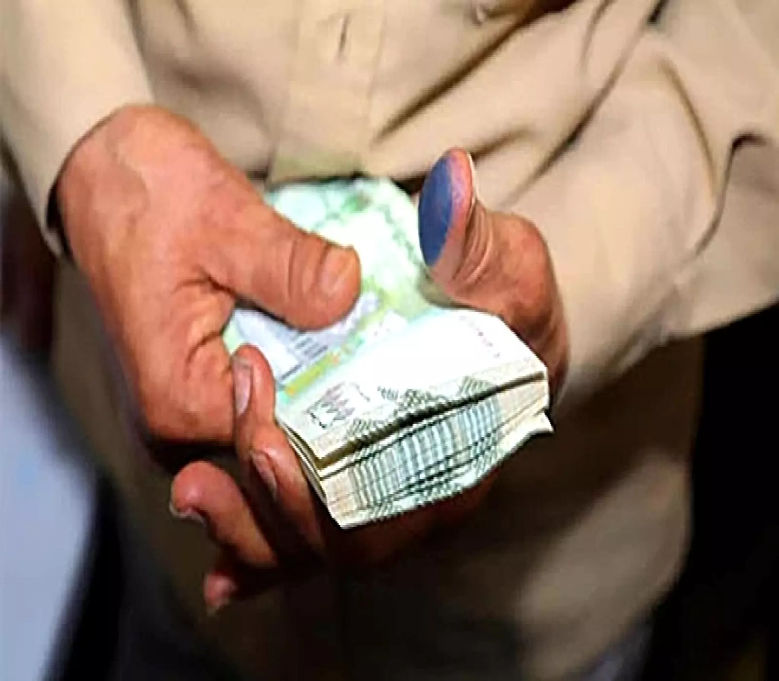 حقيقة زيادة الحد الأدنى للأجور والمرتبات في اليمن 2025