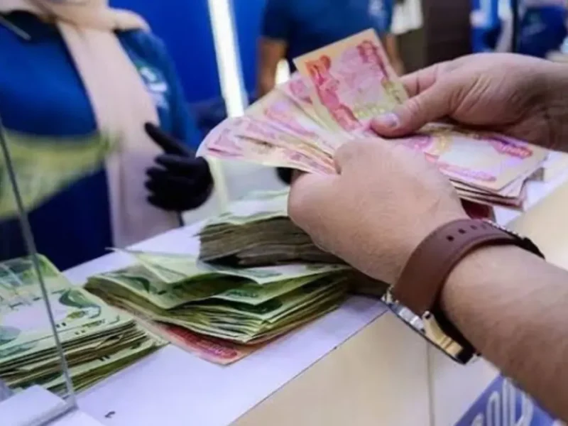 العسكر رجع يبتسم.. زيادة رواتب العسكريين والمتقاعدين في المغرب تشعل الأمل