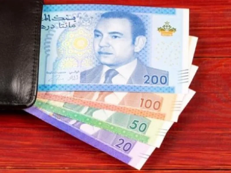 أخيرًا الخبر الحلو.. زيادة الحد الأدنى للأجور والمرتبات في المغرب 2025 الفرح كان باين