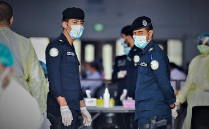 حكومة الكويت بتشدّد العقوبات على السواقين المسرعين.. غرامات ثقيلة وتوقيفات للجميع
