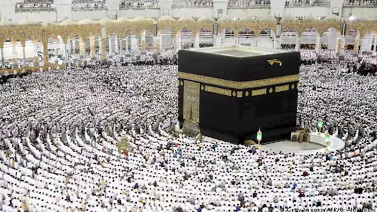 3 برامج مختلفة..أسعار الحج السياحي 2025 وموعد التقديم النهائي