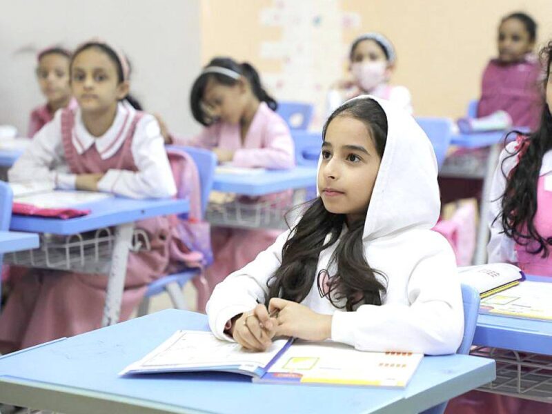 المدارس جهزت الجرس الجديد .. الدوام الصيفي ولّع الجد مواعيد الحصص الجديدة في مدارس السعودية 1446 بداية من أول جرس