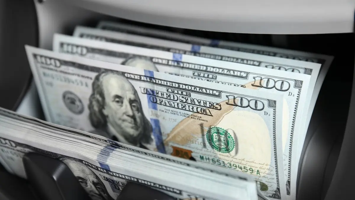 4000 دولار
