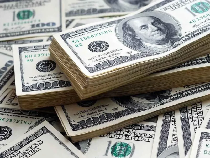 الدولار نزل بالحجز وسعره لقطة فى 2025.. احجز 4000 دولار من غير ما تتحرك من بيتك واعرف الشروط قبل ما يفوتك القطر