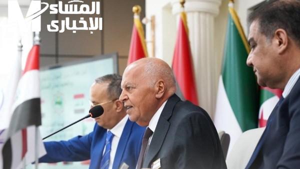 المعلم فرح بعد القرار .. زيادة 8000 ج نقيب المعلمين بشرى سعيدة