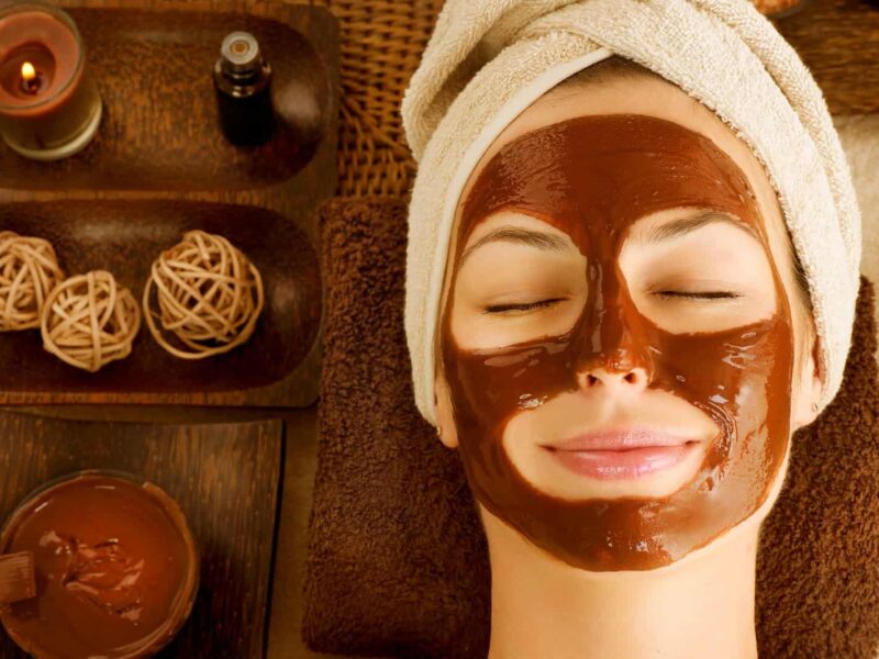 بشرتك تنور.. ماسكات القهوة للوجه قبل العيد لمعة ونضارة وإشراقة