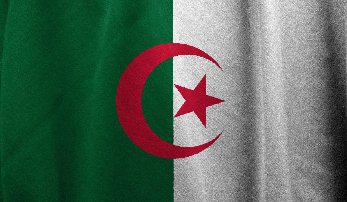 منحة المرأة الماكثة